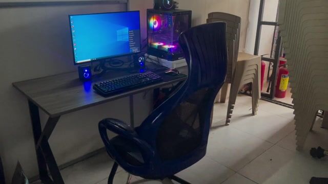 PC gaming quốc dân 5tr9 8100,vga4g,ram16,man24. Mua bán Máy tính để bàn tại Quận Sơn Trà Đà Nẵng được đăng bởi Anh Thành Vũ hình 1