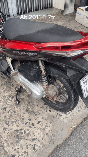 Honda Airblade Fi 2011 bstp giấy tờ đầy đủ. Mua bán Xe máy tại Quận Tân Bình Tp Hồ Chí Minh được đăng bởi Tý tay ga hình 1