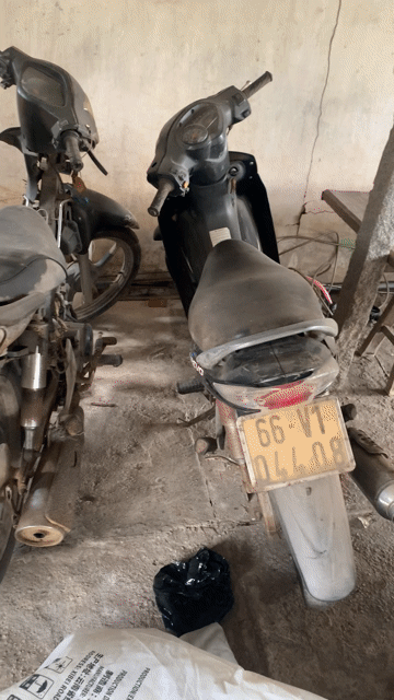 Suzuki Revo màu Đen. Mua bán Xe máy tại Thành phố Long Xuyên An Giang được đăng bởi Nguyen Chanh Tin hình 1