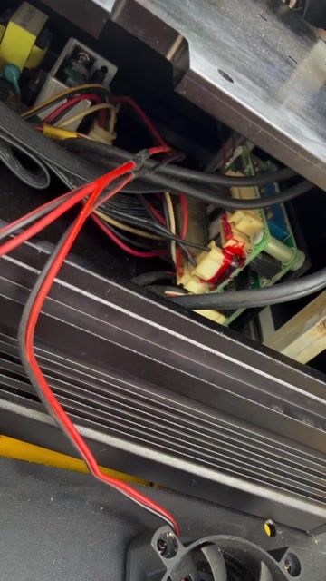 Đèn laser RGB 3W mất 2 motor. Mua bán Đèn tại Thị xã Bình Minh Vĩnh Long được đăng bởi Sound and Light hình 1