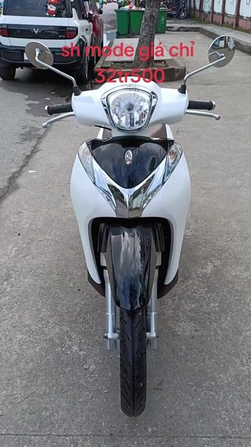 Honda SH Mode 2015 màu Trắng. Mua bán Xe máy tại Quận Liên Chiểu Đà Nẵng được đăng bởi long hình 1