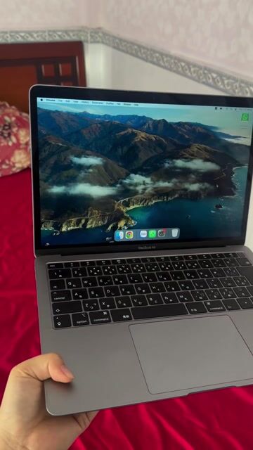Apple Macbook Air 2019 i5 13 inch 8GB/SSD Bạc. Mua bán Laptop tại Huyện Bình Chánh Tp Hồ Chí Minh được đăng bởi Thùy Trang hình 1