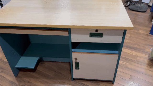 Bàn làm việc gỗ 1.2x0.6x0.75m. Mua bán Bàn ghế tại Quận Hoàn Kiếm Hà Nội được đăng bởi lythanh hình 1