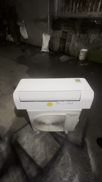 Máy lạnh Toshiba Inverter 1HP. Mua bán Máy lạnh, điều hoà tại Thành phố Biên Hòa Đồng Nai được đăng bởi Điện Lạnh Bá Trung hình 1