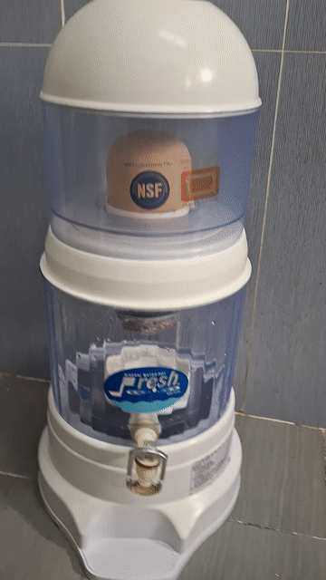Bình lọc nước Fresh Trắng Đã sử dụng. Mua bán Bếp, lò, đồ điện nhà bếp tại Quận 4 Tp Hồ Chí Minh được đăng bởi Hạnh hình 1