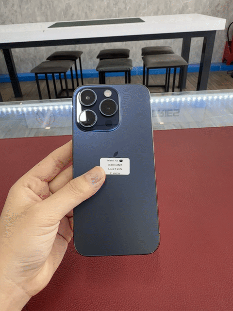 Apple iPhone 15 Pro 128GB .BH máy quốc tế trọn đời. Mua bán Điện thoại tại Thành phố Thủ Dầu Một Bình Dương được đăng bởi Phong Le hình 1