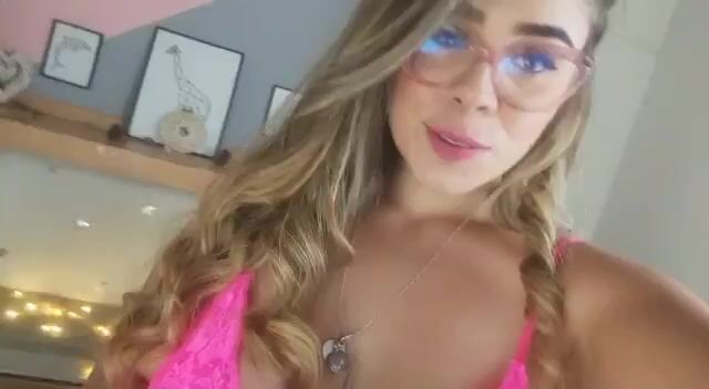 Model - Maddie Jones striptease