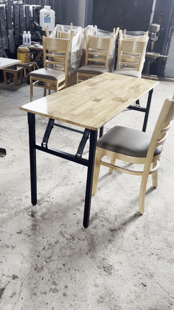 Bàn chân gấp gọn Sắt Gỗ 80x50x74cm. Mua bán Bàn ghế tại Thành phố Biên Hòa Đồng Nai được đăng bởi thiên hoàng phát hình 1