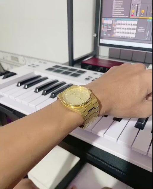 Đồng hồ Tissot PRX 40mm mua Duy Anh chính hãng. Mua bán Đồng hồ tại Quận Gò Vấp Tp Hồ Chí Minh được đăng bởi Hoa hình 1