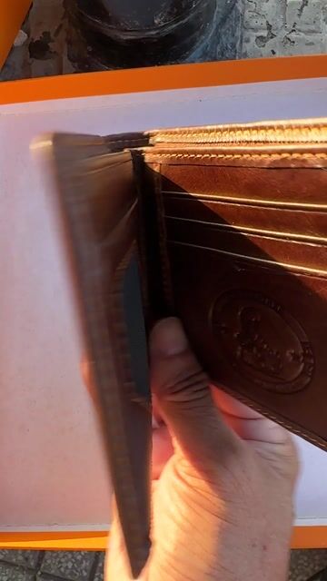 Ví da bò thật Linz Leather Nam. Mua bán Túi xách tại Thành phố Phan Thiết Bình Thuận được đăng bởi Shop Đồ Da Thật hình 1