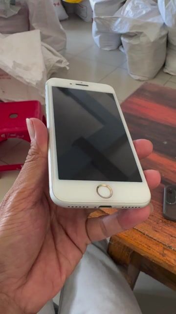 Apple iPhone 8 64GB Trắng Đã sử dụng. Mua bán Điện thoại tại Thành phố Bến Tre Bến Tre được đăng bởi Thanh Phát hình 1