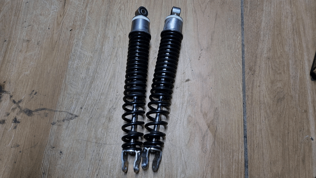 Cặp phuộc sau rã xe Honda PCX 150 2020 còn xài tốt. Mua bán Phụ tùng xe tại Thành phố Thủ Đức Tp Hồ Chí Minh được đăng bởi Ánh 93 hình 1