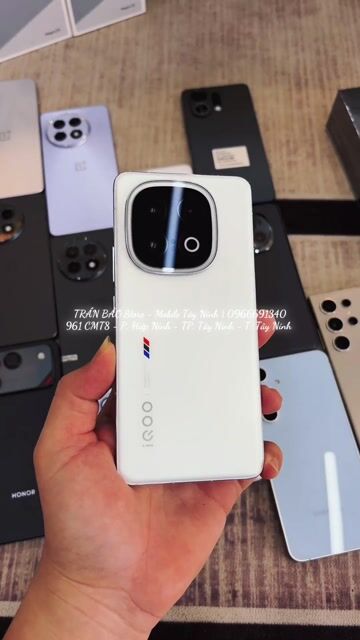 IQOO 13 5G 256Gb Trắng BMW - Bán Trả Góp. Mua bán Điện thoại tại Thành phố Tây Ninh Tây Ninh được đăng bởi Trần Bảo Store Mobile Tây Ninh hình 1