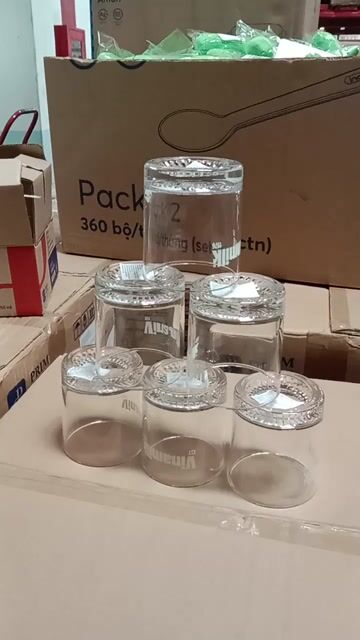 Ly thủy tinh Vinamilk 255ml trong suốt. Mua bán Dụng cụ nhà bếp tại Quận 11 Tp Hồ Chí Minh được đăng bởi cây và Đá hình 1