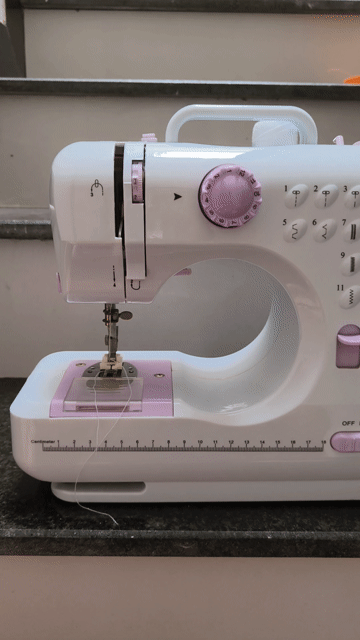 Máy may mini 505 Trắng Tím 12 chế độ. Mua bán Nội thất, đồ gia dụng khác tại Quận 12 Tp Hồ Chí Minh được đăng bởi Vu thị hoang dung hình 1