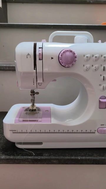 Máy may mini 505 Trắng Tím 12 chế độ. Mua bán Nội thất, đồ gia dụng khác tại Quận 12 Tp Hồ Chí Minh được đăng bởi Vu thị hoang dung hình 1