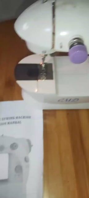 Thanh lý giá đẹp Máy may vá mini chạy pin và điện. Mua bán Đồ chuyên dụng, Giống nuôi trồng tại Quận Đống Đa Hà Nội được đăng bởi Anh Nam hình 1