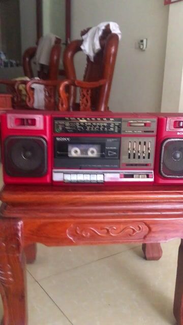 Đài cassette Sony Đỏ Nhật Bản. Mua bán Tivi, Âm thanh tại Thị xã Phổ Yên Thái Nguyên được đăng bởi LÊ HÙNG hình 1