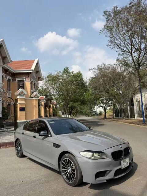 BMW 523i 2011 Up Body M5 Xám. Mua bán Ô tô tại Thành phố Dĩ An Bình Dương được đăng bởi Nguyễn mạnh cường hình 1