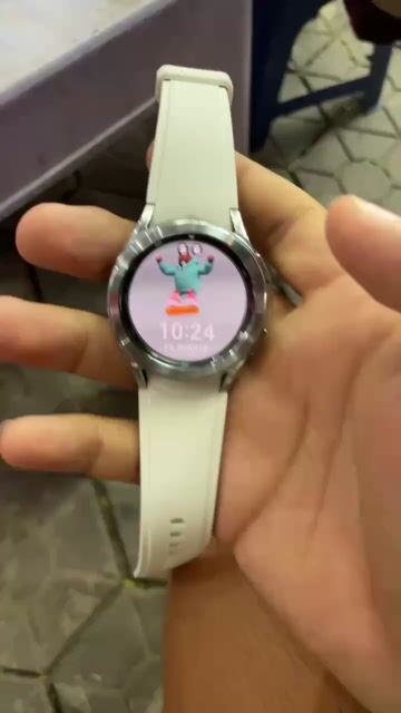Samsung Galaxy Watch 4 Trắng Đã qua sử dụng. Mua bán Thiết bị đeo thông minh tại Huyện Hoài Đức Hà Nội được đăng bởi Trung Kiên hình 1