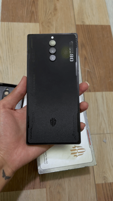 RedMagic 8 Pro 12GB/256GB Đen. Mua bán Điện thoại tại Thành phố Thủ Đức Tp Hồ Chí Minh được đăng bởi lin hình 1