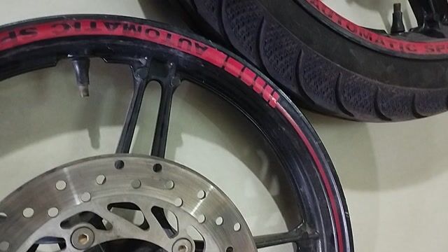 Mâm xe máy hợp kim Đen đã dùng. Mua bán Phụ tùng xe tại Huyện Vĩnh Cửu Đồng Nai được đăng bởi Nguyễn Thành Thức hình 1