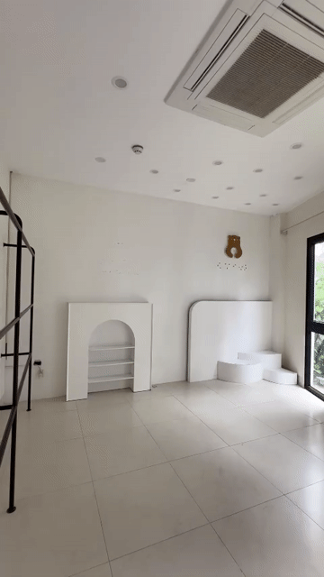 Cho thuê Văn phòng, Mặt bằng kinh doanh Quận Long Biên Hà Nội diện tích 125 m² giá 15 triệu/tháng