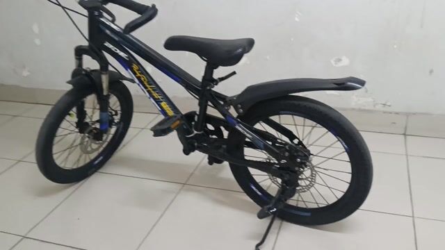 Xe đạp trẻ em 18 inch Đen. Mua bán Xe đạp tại Thành phố Thuận An Bình Dương được đăng bởi dam ngoc hình 1