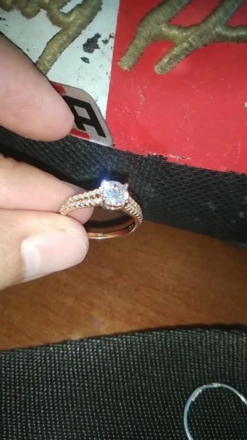 Nhẫn Nữ Mạ Vàng thật khắc chìm XP,có đổi có sip xa. Mua bán Phụ kiện thời trang khác tại Quận Ninh Kiều Cần Thơ được đăng bởi Shop Tứ Quí hình 1