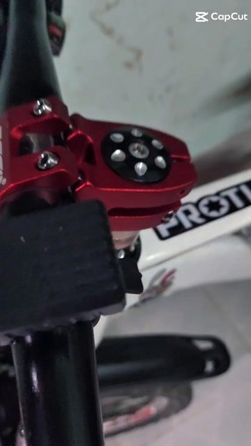 Xe đạp địa hình AMG Trắng. Mua bán Xe đạp tại Huyện Nhà Bè Tp Hồ Chí Minh được đăng bởi Nhơn Nguyễn hình 1