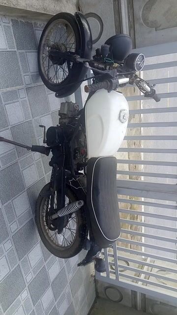 Cần ra đi chợ anh e cùng đam mê xe độ nhẹ. Mua bán Xe máy tại Huyện Quảng Xương Thanh Hóa được đăng bởi phạm trường hình 1