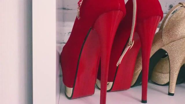 Model - NightQueen girlfriend