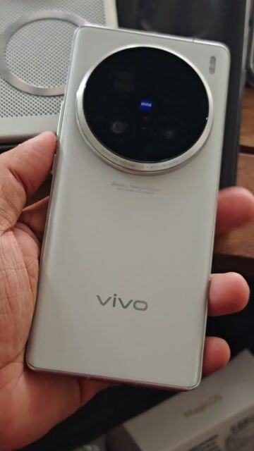 Vivo X100 Ultra 12/256 zin chuẩn HOÀN HẢO C.Năng. Mua bán Điện thoại tại Quận 10 Tp Hồ Chí Minh được đăng bởi Sky Nguyen hình 1