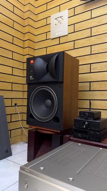 Loa kiểm âm JBL 4425 Mỹ. Mua bán Tivi, Âm thanh tại Quận 12 Tp Hồ Chí Minh được đăng bởi Shop Tiến Dũng audio Sài Gòn hình 1