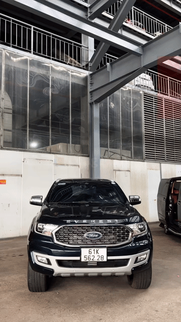 Ford Everest Titanium 2020 Xanh đen. Mua bán Ô tô tại Quận Tân Phú Tp Hồ Chí Minh được đăng bởi Săn Xe Đẹp Giá Tốt hình 1