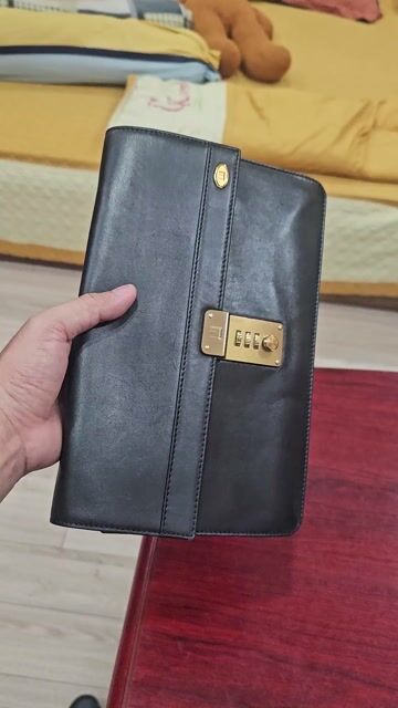 Túi cầm tay Dunhill Da thật Nam mới 98%. Mua bán Túi xách tại Quận Gò Vấp Tp Hồ Chí Minh được đăng bởi  Nam Tan hình 1