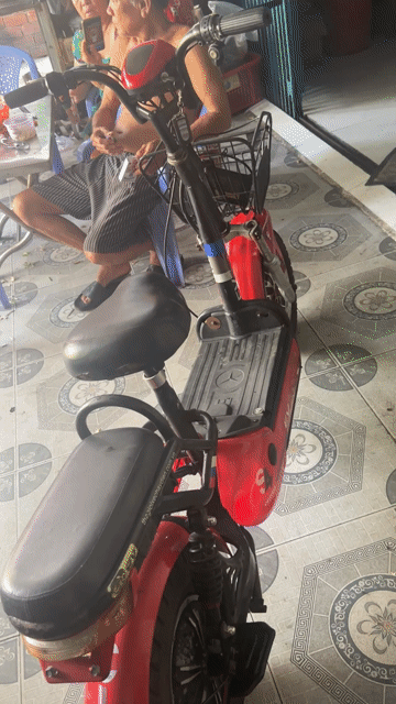 Xe đạp điện Yadea EV đỏ đã sử dụng. Mua bán Xe đạp tại Quận 8 Tp Hồ Chí Minh được đăng bởi Thanh Tuyền  hình 1
