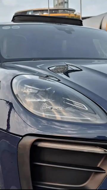 Porsche Macan 2022 Xanh 46000 km. Mua bán Ô tô tại Quận Cầu Giấy Hà Nội được đăng bởi NG VIỆT ANH hình 1