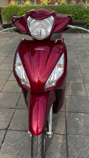 Honda Vision 2017 màu Đỏ. Mua bán Xe máy tại Thành phố Nam Định Nam Định được đăng bởi Bảo Nhi Trần hình 1