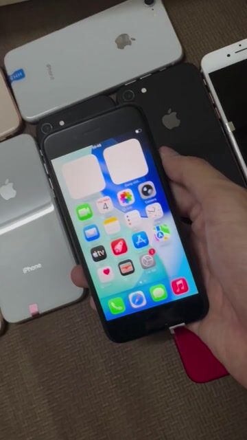iPhone SE 2020 64GB Đen quốc tế icl sạch. Mua bán Điện thoại tại Quận Hoàng Mai Hà Nội được đăng bởi minh hình 1
