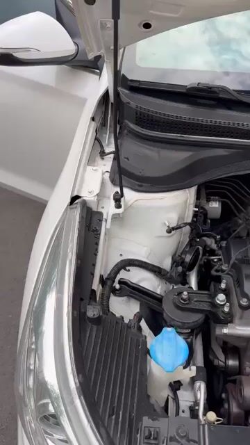 Hyundai Accent 2019 Trắng 110.000 km. Mua bán Ô tô tại Quận Tân Phú Tp Hồ Chí Minh được đăng bởi Niên hình 1