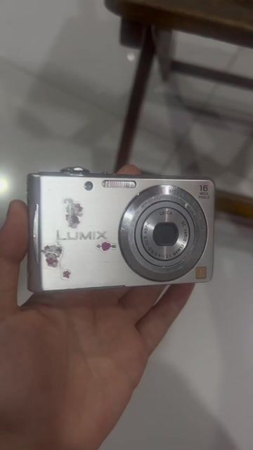 Máy ảnh Panasonic Lumix FH5 Bạc. Mua bán Máy ảnh, Máy quay tại Thành phố Thủ Đức Tp Hồ Chí Minh được đăng bởi Uyen Letrinhnhat hình 1