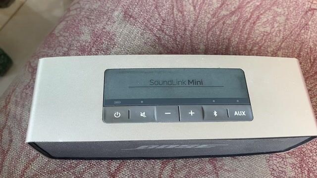 Loa Bluetooth Bose SoundLink Mini Bạc. Mua bán Tivi, Âm thanh tại Quận Bình Tân Tp Hồ Chí Minh được đăng bởi góc thanh lý hình 1