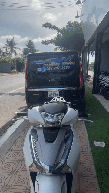 Honda SH Trắng 9027 km. Mua bán Xe máy tại Quận Ô Môn Cần Thơ được đăng bởi XE MÁY QUANG TRẦN chuyen bán xe trúng thưởng  hình 1