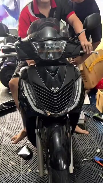 Bán Chiếc xe trùm cuối việt kiều ý. Mua bán Xe máy tại Quận Bình Tân Tp Hồ Chí Minh được đăng bởi Nguyễn Đặng Nhã  hình 1