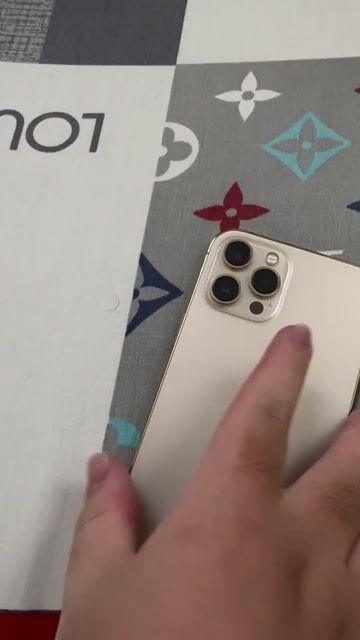 Apple iPhone 12 Pro Max 128GB Vàng. Mua bán Điện thoại tại Quận Tân Phú Tp Hồ Chí Minh được đăng bởi Khuê hình 1