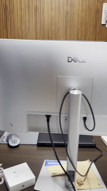 Dell UltraSharp U2725QE 27 inch 4K Bạc. Mua bán Phụ kiện (Màn hình, Chuột...) tại Quận 7 Tp Hồ Chí Minh được đăng bởi Nhật Linh hình 1