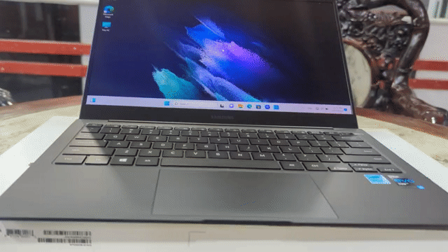 Samsung Galaxy Book Pro i5 laptop siêu mỏng nhẹ. Mua bán Laptop tại Quận 11 Tp Hồ Chí Minh được đăng bởi Thanh Giác Tech hình 1