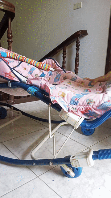 Nôi 4 nhún đa năng Autoru . Mua bán Mẹ và bé tại Quận Liên Chiểu Đà Nẵng được đăng bởi Đồ Thanh Lý 2hand hình 1