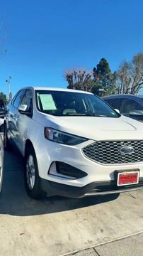 2021 Hyundai Santa Fe video thumbnail